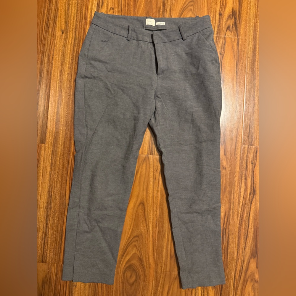 Size 8, gray straight leg dress pants